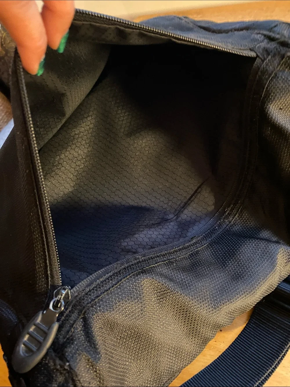 TUMI T2 Black Ballistic Nylon Carry On MESSENGER Bag Shoulder Laptop Tote 508C